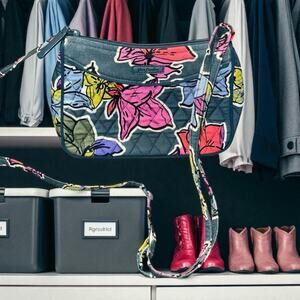 Vera Bradley Crossbody Purse Falling Flowers Leaves Quilted Bag Full Zip Pocket